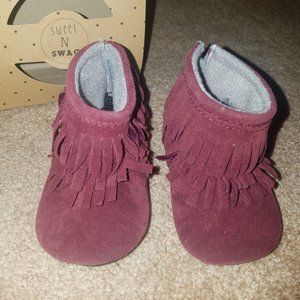 Sweet N Swag - Burgundy Fringe Booties